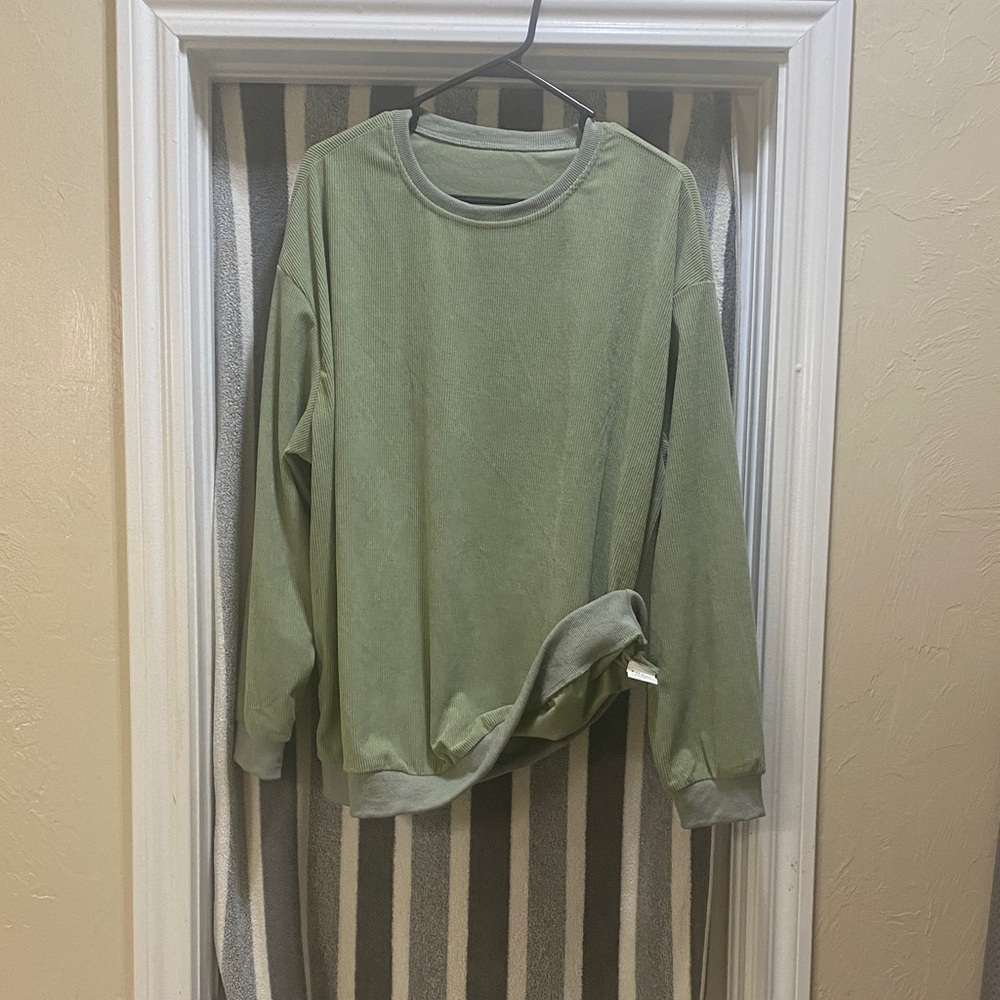 SHEIN Green Sweatshirt